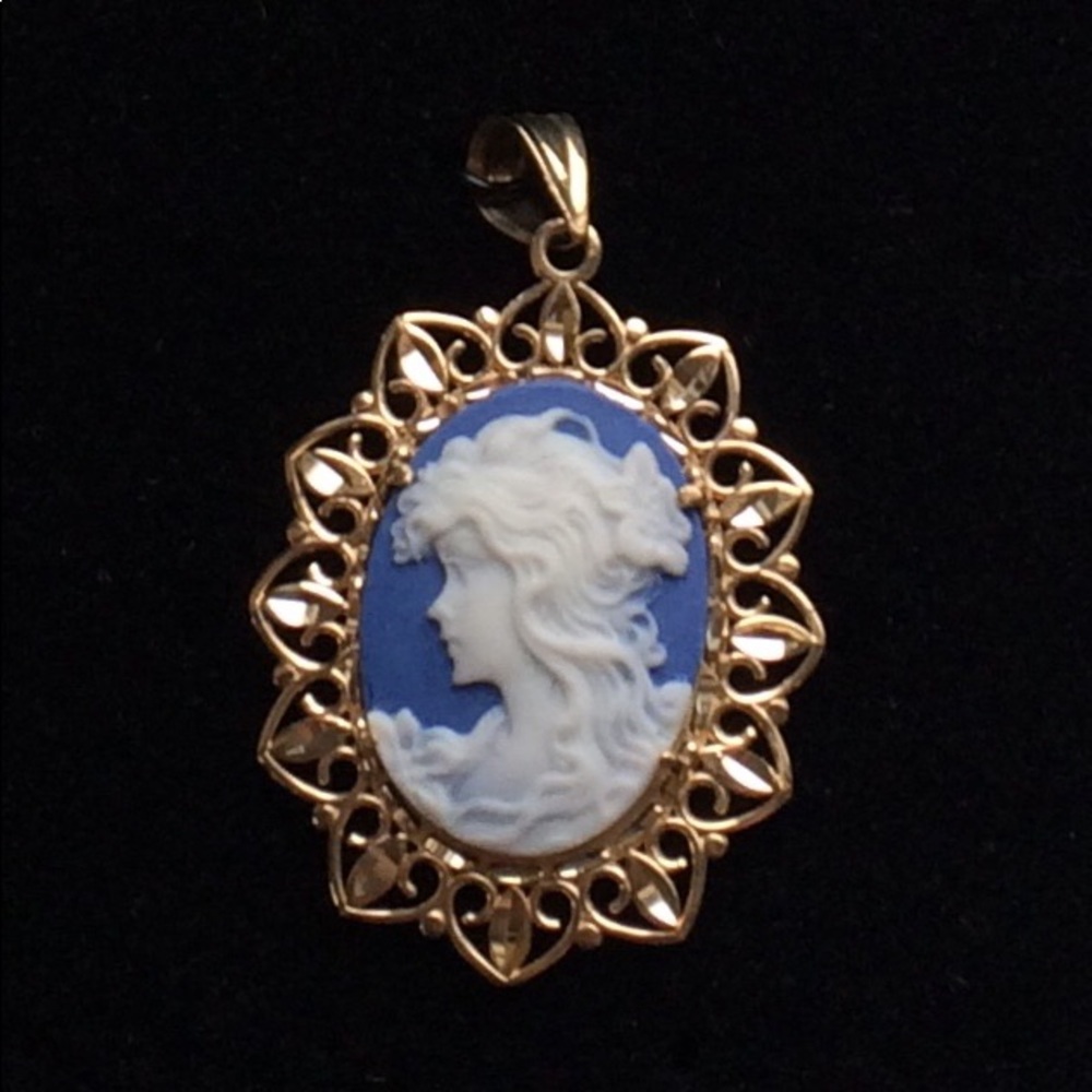Michael Anthony Cameo Pendant 14K Gold - Picture 1 of 8